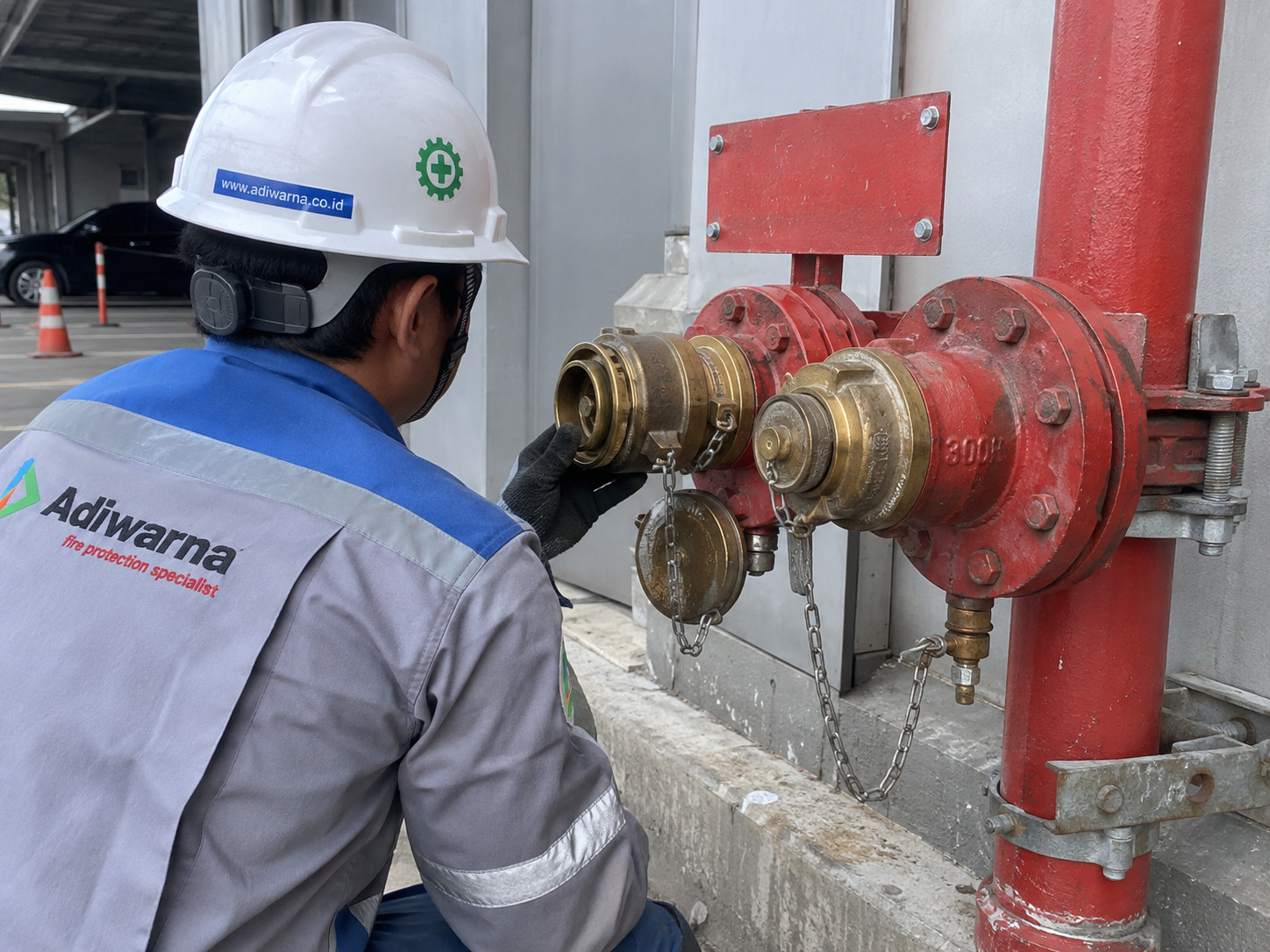 FDC Test: Pemeriksaan teknis inlet, cap, swivel, valve, dan pipa Fire Department Connection